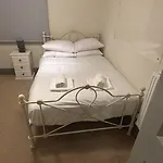 Convenient 4bed Budget In Headingley Appartement Leeds (West Yorkshire)