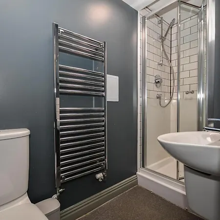 Convenient 4bed Budget In Headingley Appartement Leeds (West Yorkshire)