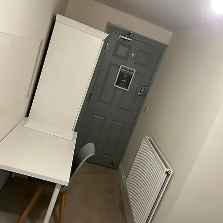 Convenient 4bed Budget In Headingley Appartement