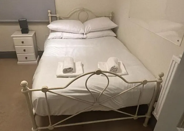 Convenient 4bed Budget In Headingley Appartement Leeds (West Yorkshire)