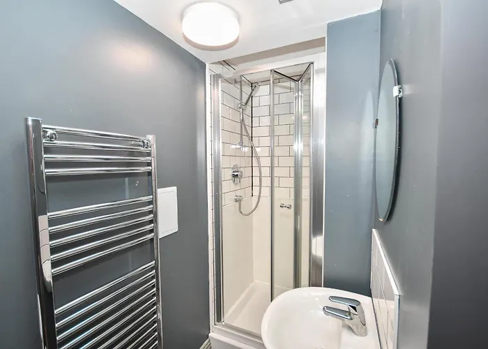 Convenient 4bed Budget In Headingley Apartment Leeds (West Yorkshire)