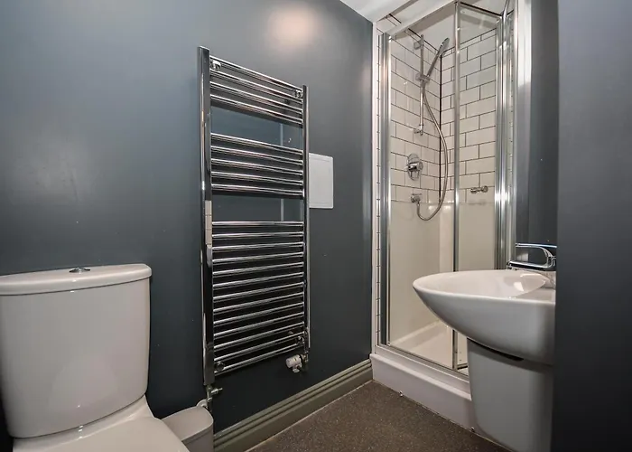 Convenient 4bed Budget In Headingley Апартаменти Лідс